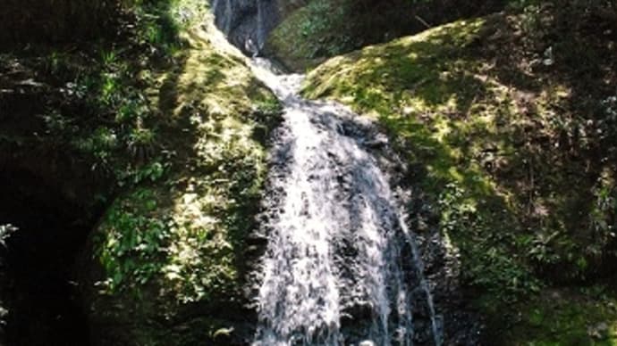 #3674 三遠駿 阿寺の七滝