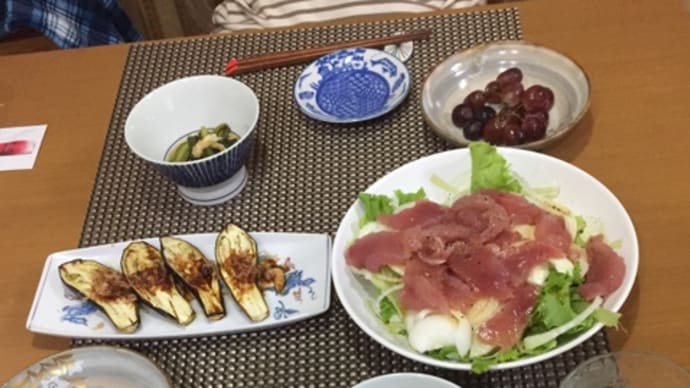 今日の一品 ビンチョウマグロのカルパッチョで一杯