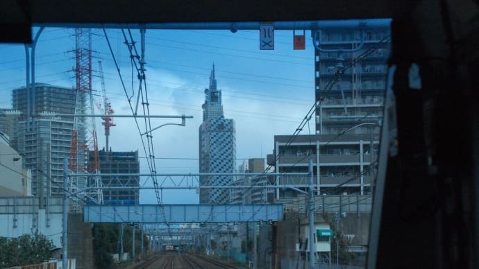 京浜東北線E233系下り最後尾より、川崎駅方面を撮る 【川崎駅=>鶴見駅:南武支線橋梁を越えた処、京浜東北線】 2020.3.15