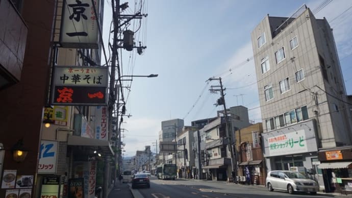 京一@大宮(京都) 創業70年!50年前からある「カレー中華そば」が最高!