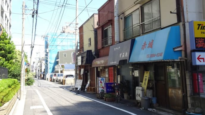 券売機でチケットを購入しようとしたら30分程待ちますが宜しいでしょうか!なんでぇ~