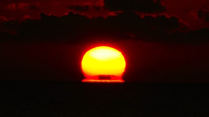 すさみ海岸からの夕陽