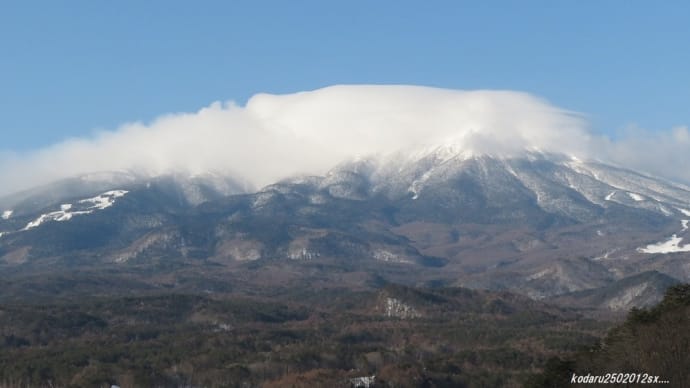 御嶽山の氷瀑へ