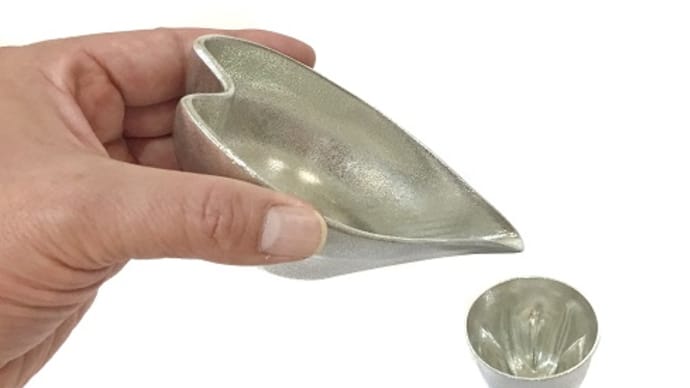 さくらの錫製酒器 ぐいのみ と 片口 hiracle