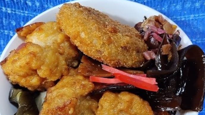 【10/17昼食】有田鶏唐&霧島黒豚メンチカツ、鶏唐しゅ~りょ~:D