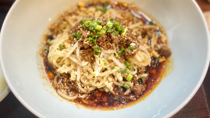 坦々麺好き必見!高田馬場の名店『11区坦々麺』