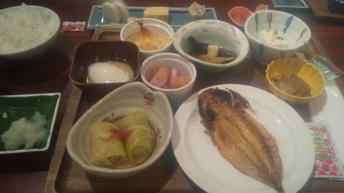 塔ノ沢の老舗旅館で朝食