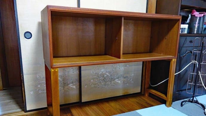 上置きに脚 家具リメイク