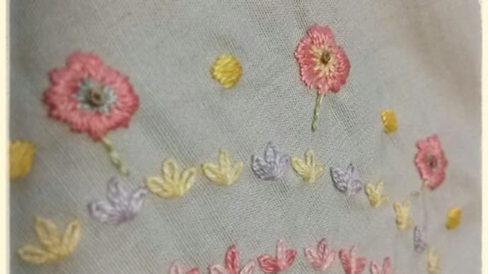 パステルカラーの花刺繍 双子でほっこり刺繍の布物制作記 Chicchi