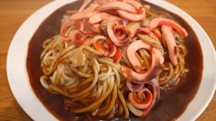 再度あんかけスパゲティを食べて、スーパーで名古屋メシ食材を買う。