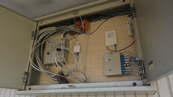 千葉県:船橋市薬円台にて、ケーブルTVからの地デジ新設工事