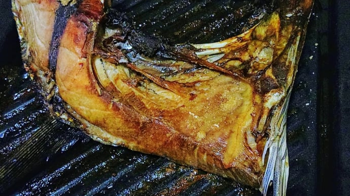 マグロのカマ
