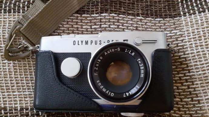 OLYMPUS PEN-FT