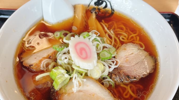 週末食堂とお昼ご飯