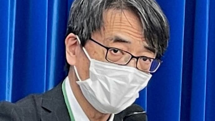 猫に小判、脇谷に医師免許