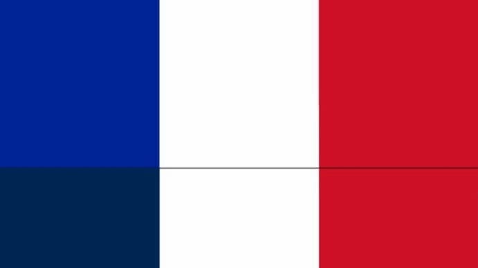 今日も色々と色んな事でへとへと…そしてフランス国旗の色が元の色に