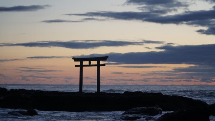 2020初日の出・神磯の鳥居