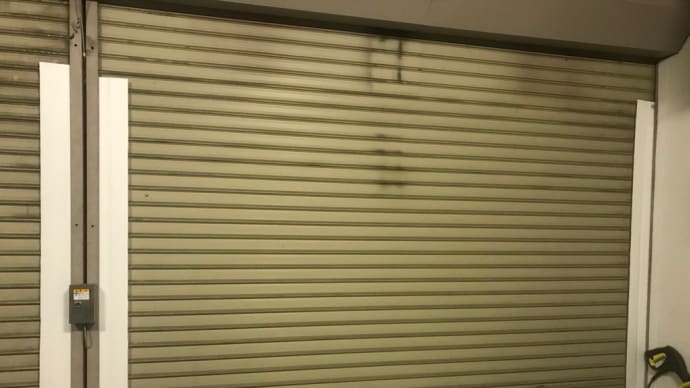 風によるシャッターの音対策!