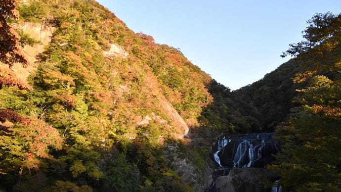 ドライブ 袋田の滝 滝と吊橋の景色 6