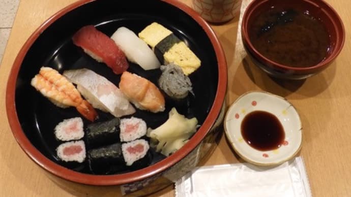 魚周で寿司ランチ1205