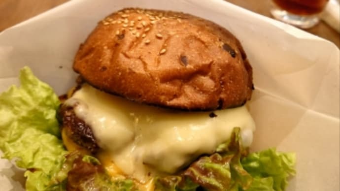 横浜駅前で肉！を味わうハンバーガーどうでしょう