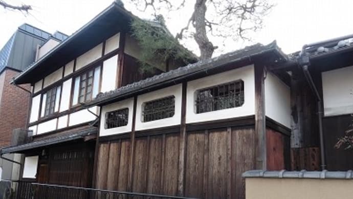 藤井右門宅跡