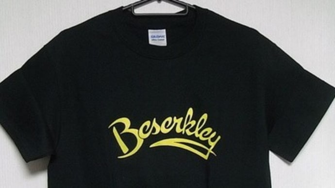 ROCK Tシャツ:BESERKLEY