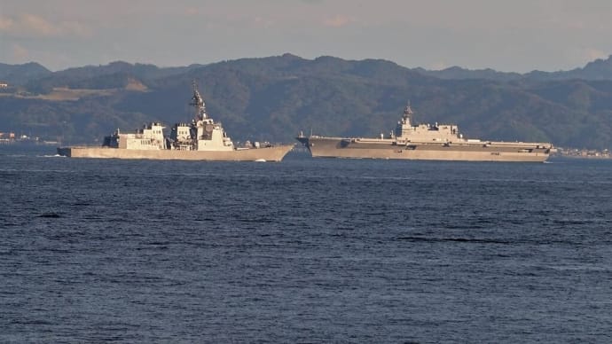 観艦式ロスの癒し方〜横須賀軍港模様と青海の艦艇公開・音楽まつり
