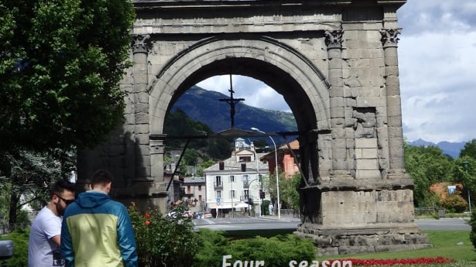 ☆古代遺跡が残るアオスタ（Aosta)