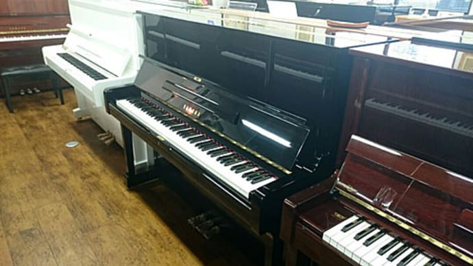 ヤマハピアノ　UX-1　入荷しました！
