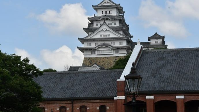 姫路美術館 庭園アートプロジェクト「霧の彫刻」