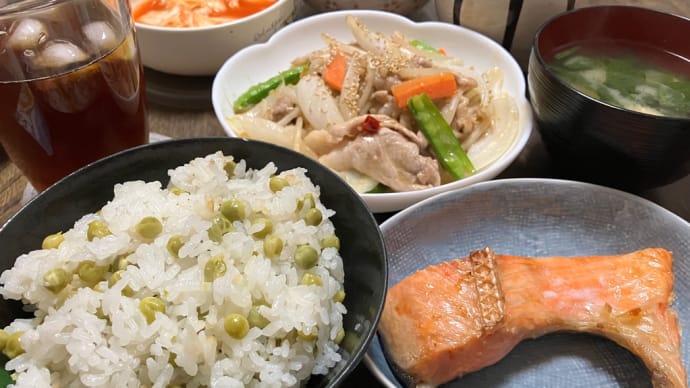未熟エンドウごはん