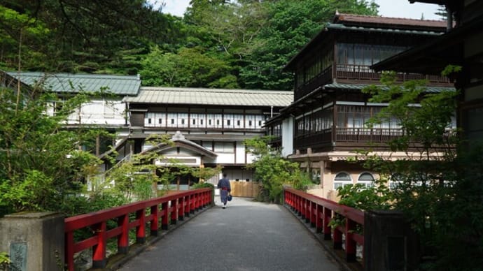 群馬県四万温泉「積善館」