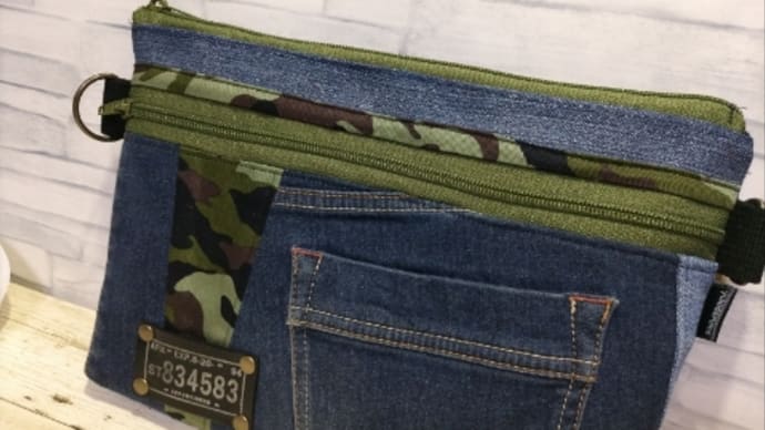 デニムパッチのサコッシュ本体できたよー🙌
