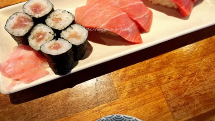 【石垣島】予約が取れない人気店、「ひとし石敢當店」でマグロ寿司を食べる