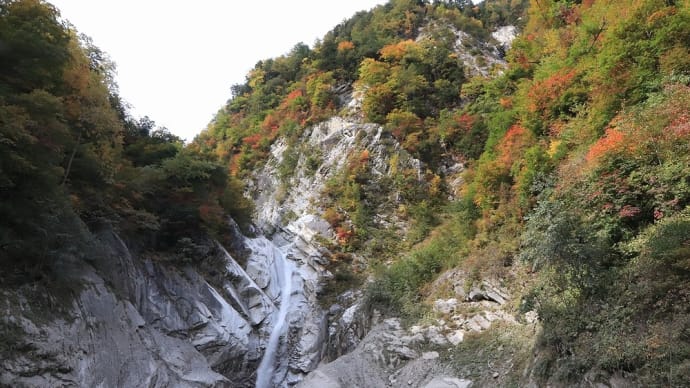 濁沢の滝(白竜の滝)