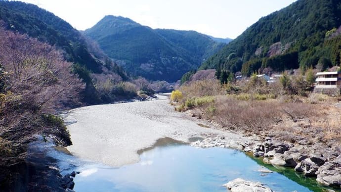 湯原王の菜摘(夏実)(なつみ)の川の歌