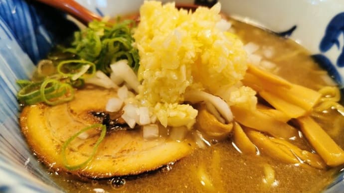 『松陰神社商店街の青森ラーメンのJINへ・・・』