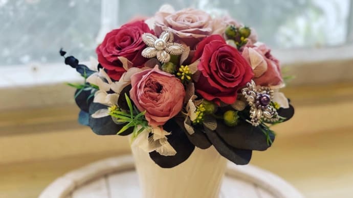 スモーキーピンクの薔薇