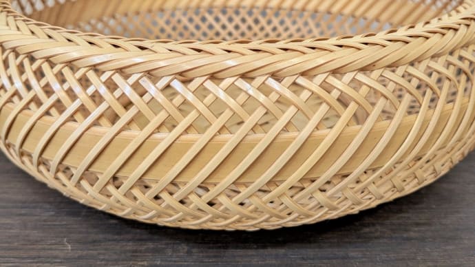 大分県の手作り竹籠の盛り鉢