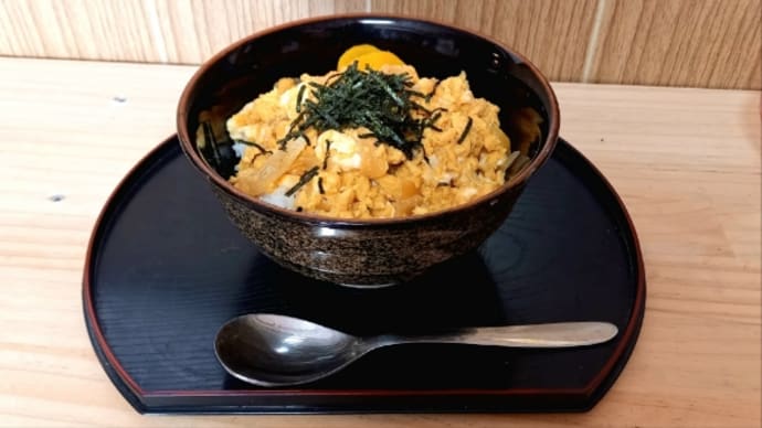 火曜日は親子丼