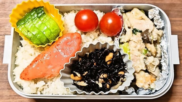 今日の手作り弁当(麦ごはんの焼鮭弁当)(2025年6月2日)
