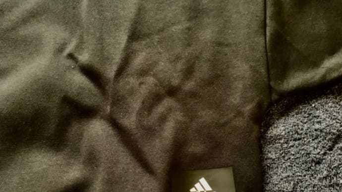 adidasブランドコアストアで♪トレーナーお買い物(*^^)v