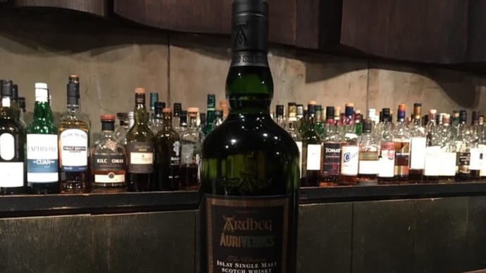 BAR ZEROのシングルモルトスコッチ(アードベッグ・オーリヴェルデ)