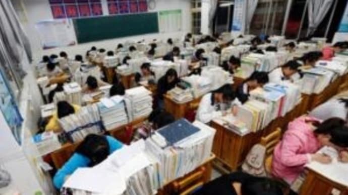 「先進国は中国より安全だ」 大学教師の中国批判に学生が反発、密告により停職へ