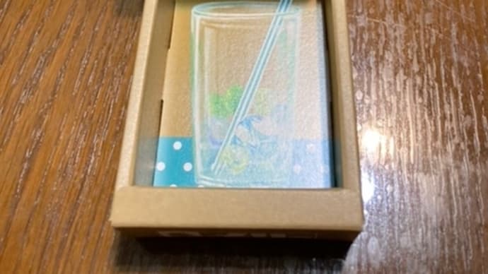 メリーチョコ×古川紙工 はじけるキャンディチョコレート 箱の中