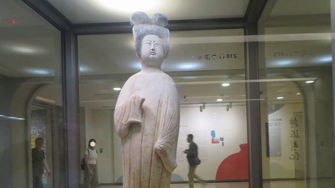 台湾縦断の旅⑬故宮博物院２階展示室のお宝