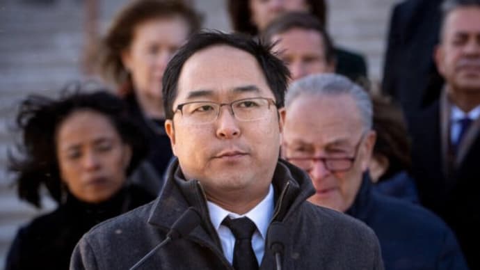 民主党はトランプ大統領の政府効率化活動に対し政府閉鎖も辞さないと上院議員が発言