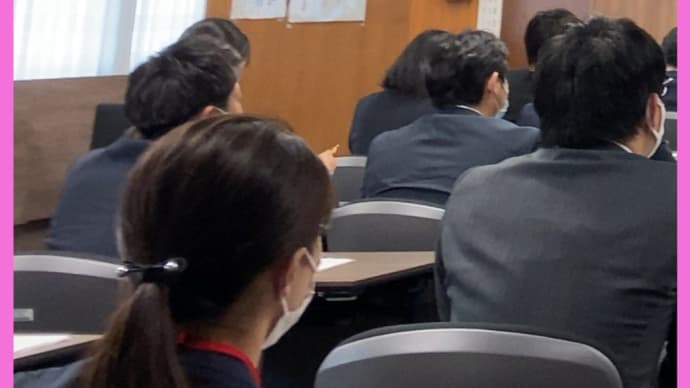 教壇に立っていることをよろこんでいますか