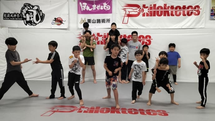 ボクシング世界戦を見る!…(火)キッズ格闘技クラス19:00〜